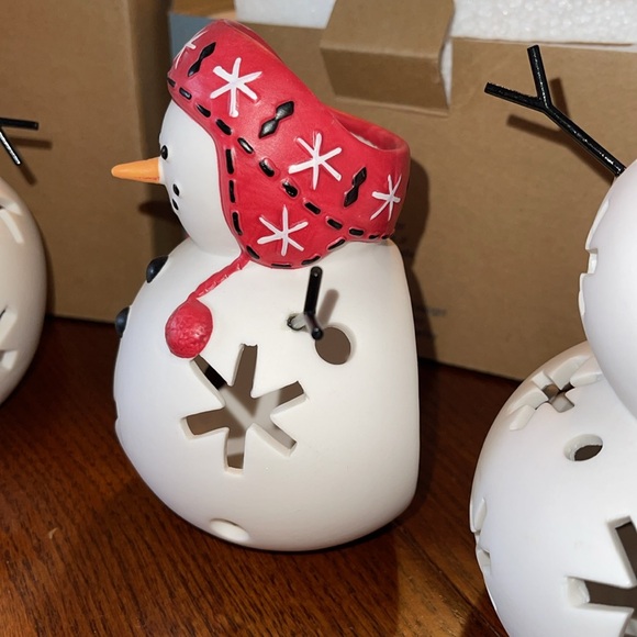 Snowman family candle holders - Picture 7 of 11
